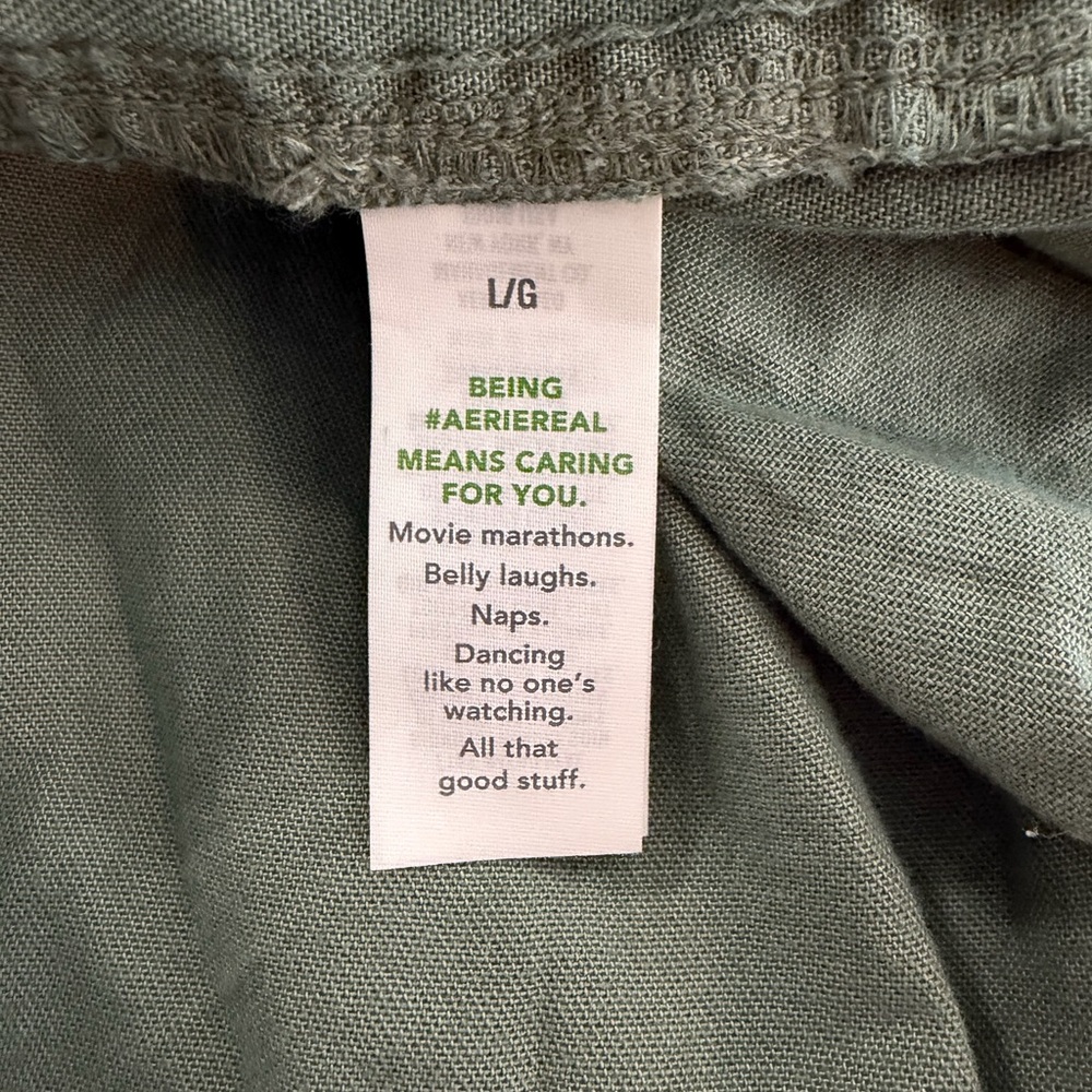 NWT Aerie Faded Boyfriend Button Down - Picture 9 of 11